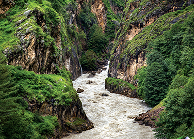 Supporting sustainable hydropower development in Nepal