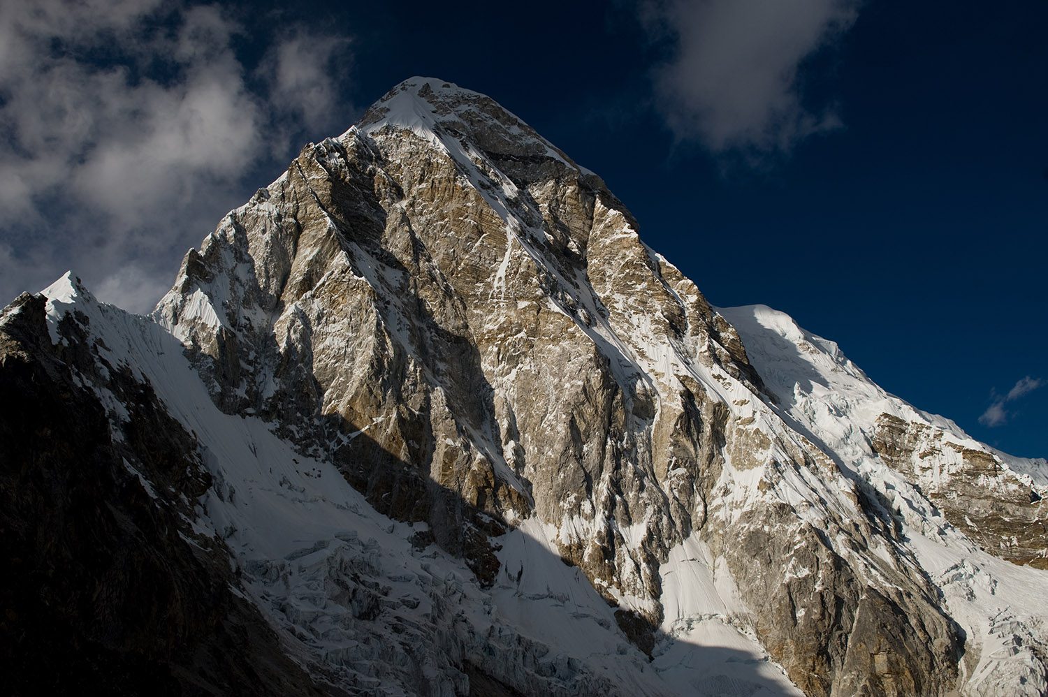 Mountain communities, climbers and scientists sound alarm from Everest and call for world leaders to decarbonise now